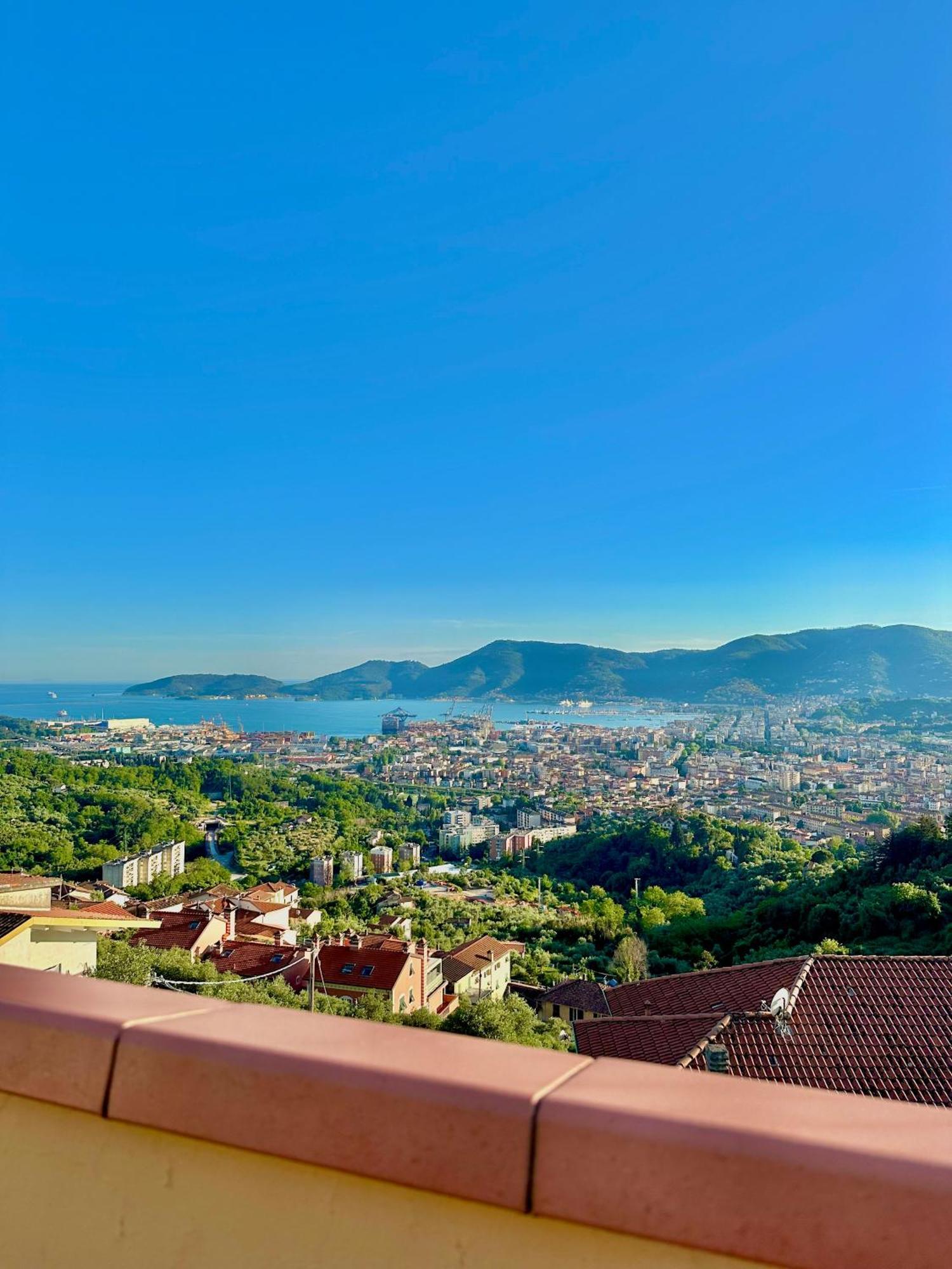 Apartamento La Spezia Vezzano 5 Terre - Il Ciliegio Vezzano Ligure Exterior foto